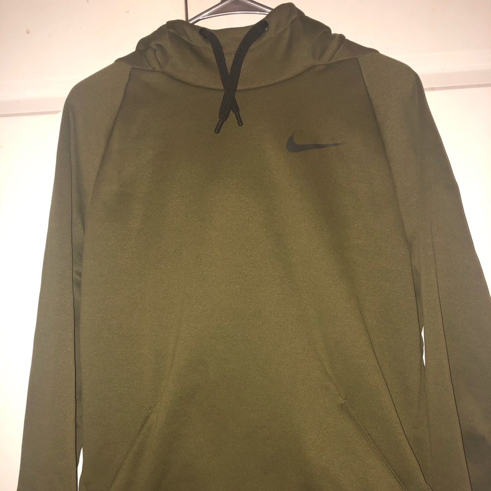 Nike Therma Pullover Hoodie